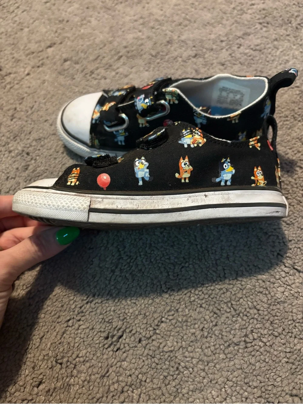 Converse collab bluey free
